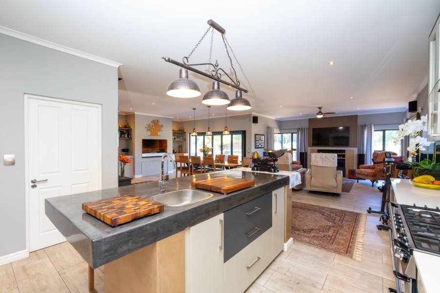 3 Bedroom Property for Sale in Langebaan Country Estate Western Cape